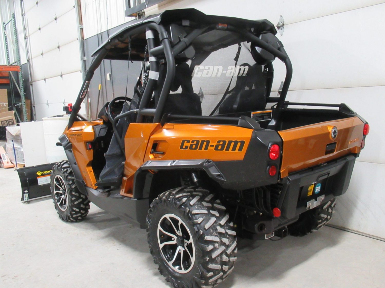 2016 Can-Am Commander 1000 Limited *GPS & Air Ride Suspension* *$235/Month OAC $0 Down*