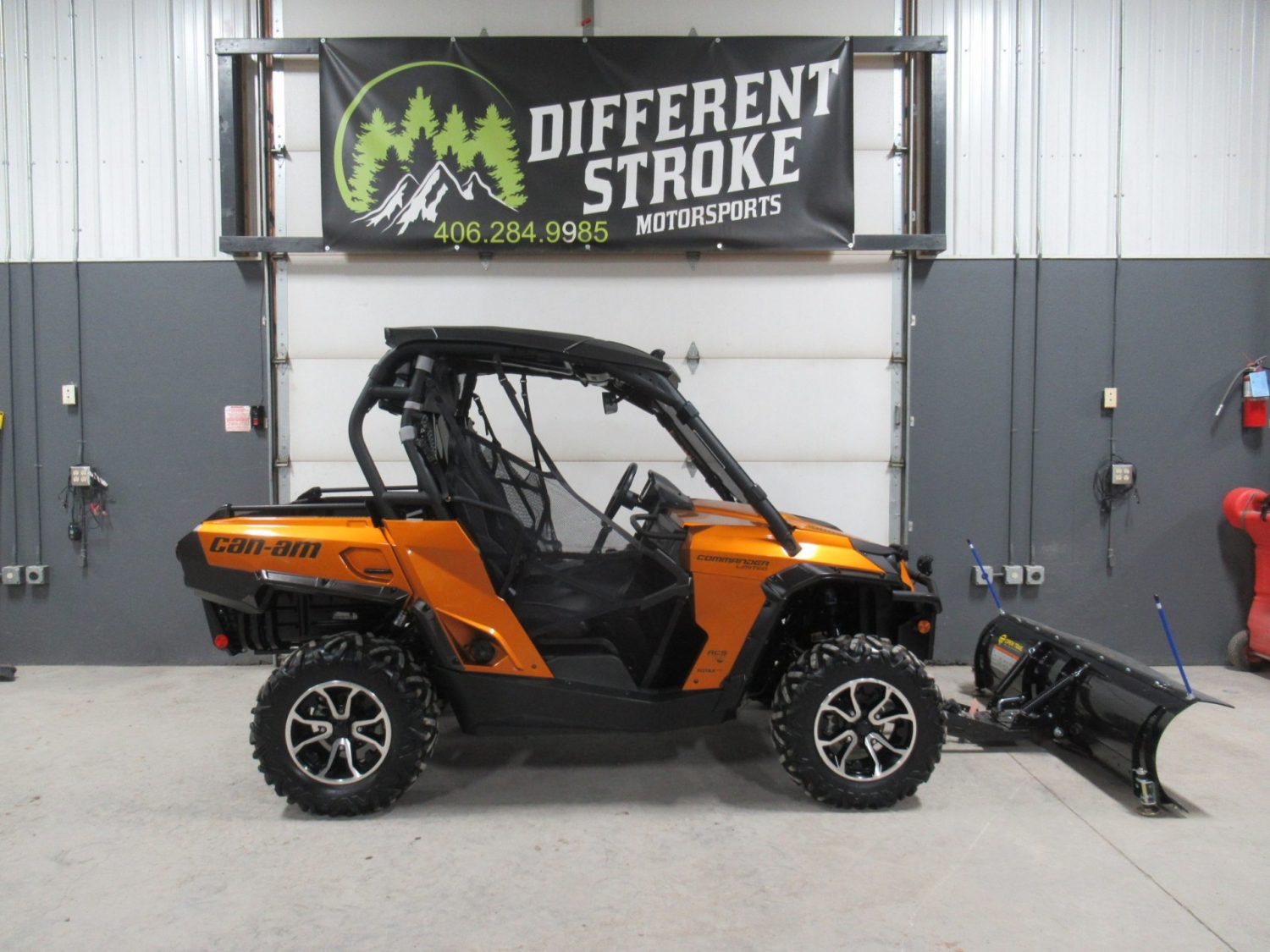 2016 Can-Am Commander 1000 Limited *GPS & Air Ride Suspension* *$235/Month OAC $0 Down*