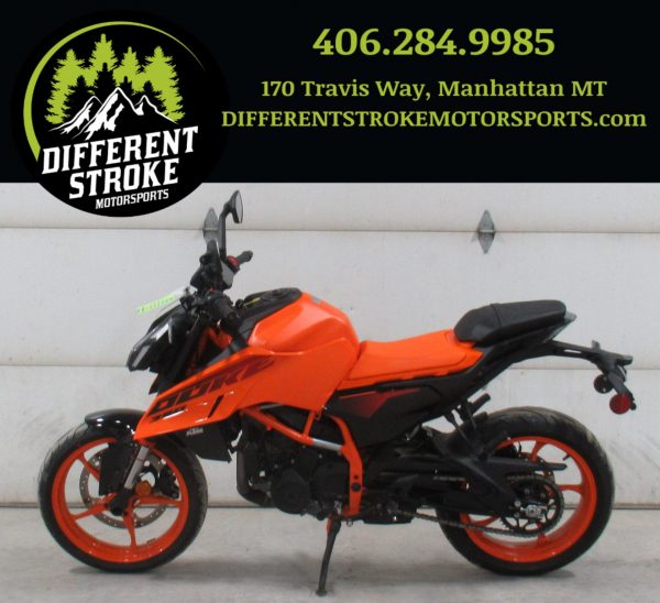 2024 KTM Duke 390 *$98/Month OAC $0 Down* *1,870 Miles*