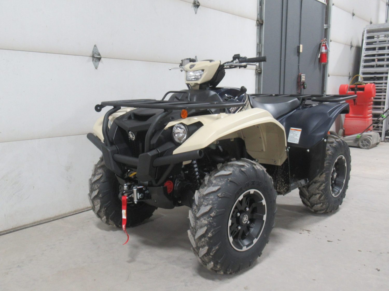 2025 Yamaha Kodiak 700 SE *$200/Month OAC $0 Down* *2 Miles!* *Factory Warranty*