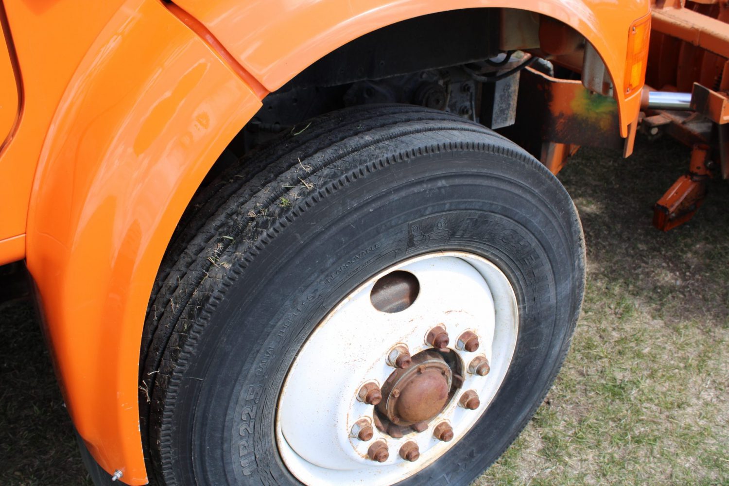 2000 International 4900 Plow Truck *75,379 Miles!*