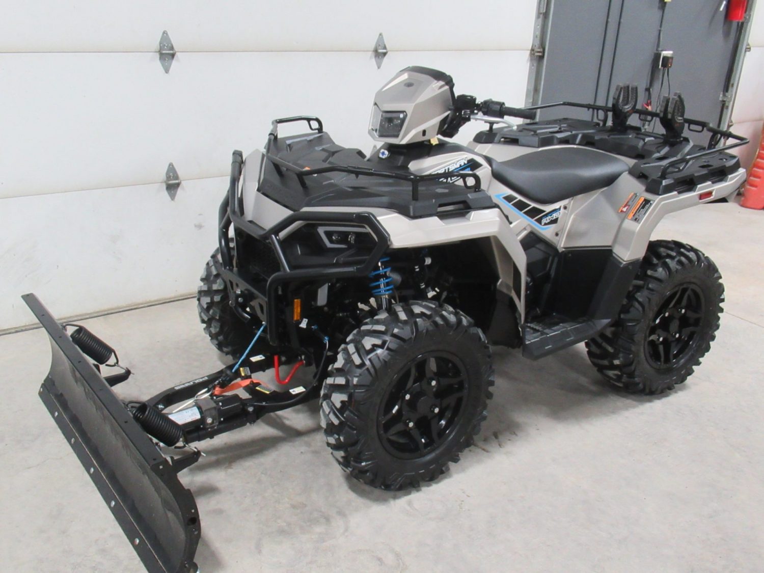 2023 Polaris Sportsman 570 Ride Command *$211/Month OAC $0 Down* *208 Miles!*