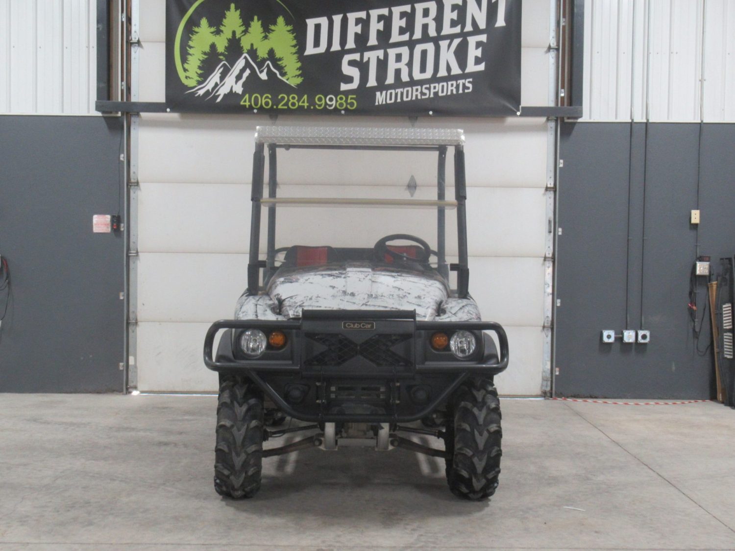 2009 Club Car 2200 *AWD-Honda V-Twin Engine!!!*