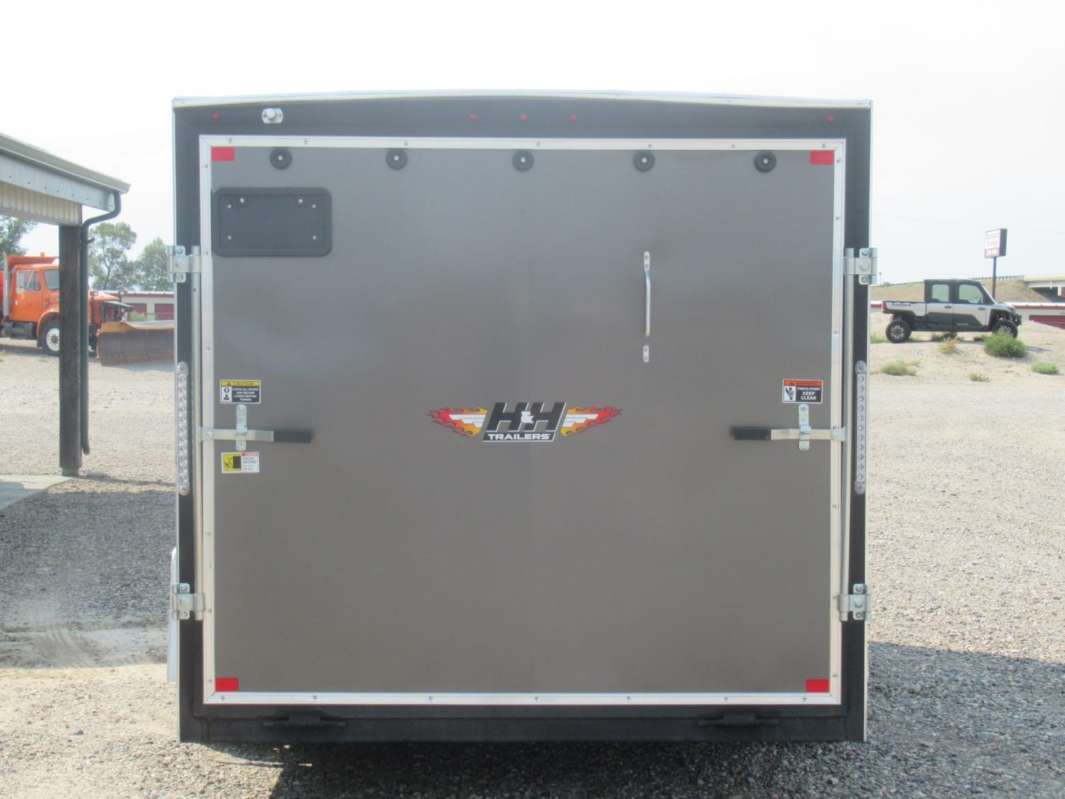 2026 H&H 84″x12′ Flat Top V-Nose Enclosed *$167/Month OAC $0/Down*