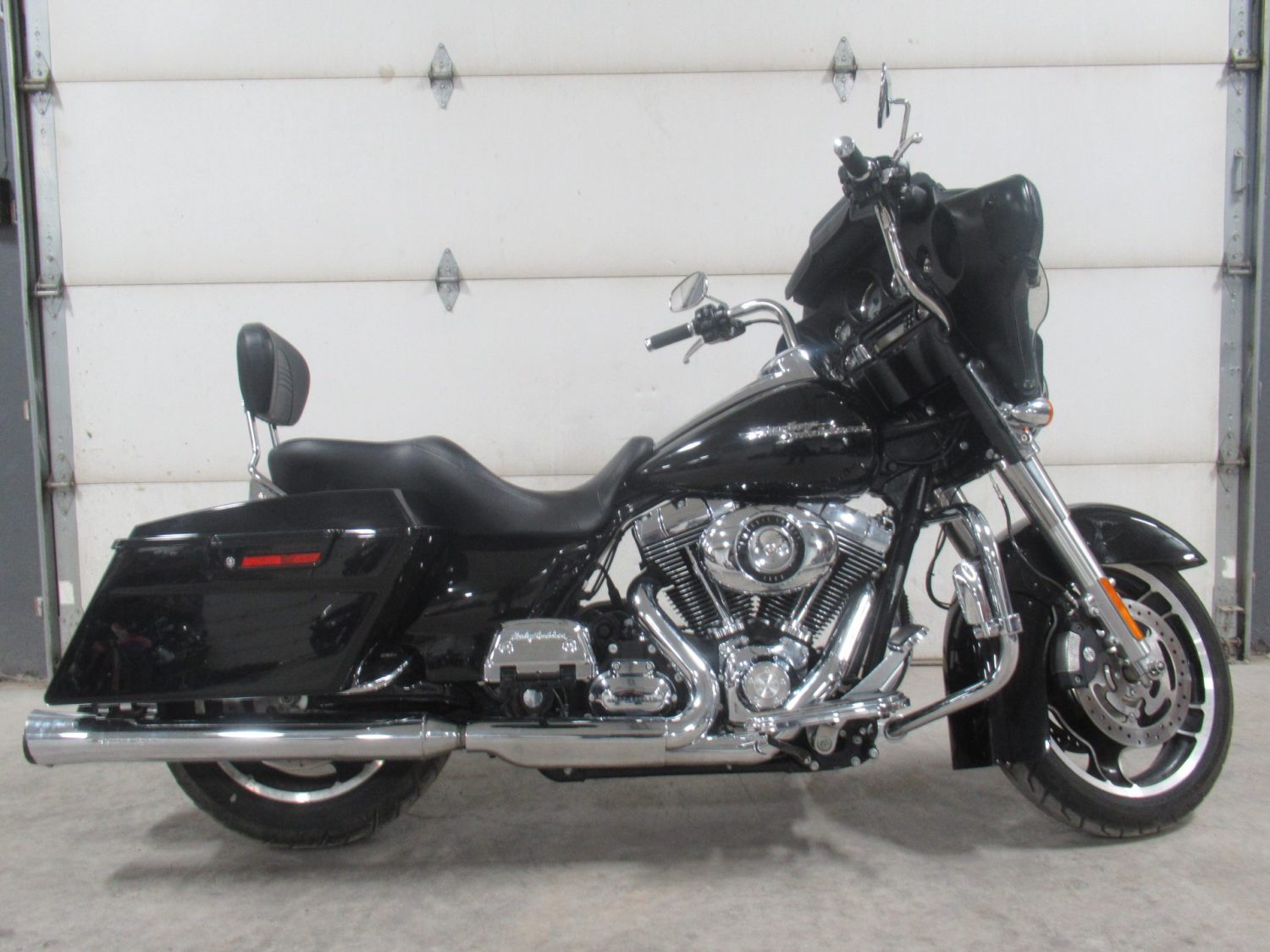 2010 Harley-Davidson Street Glide-FLHX $191/Month OAC $0/Down!!!