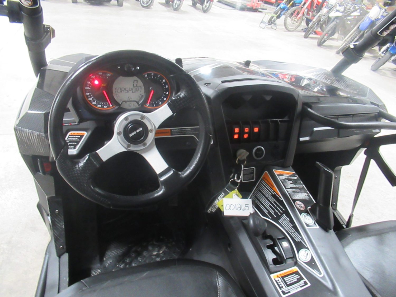 2013 Can-Am Commander 1000-XT LOW MILES!!!